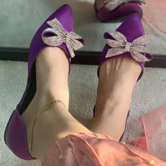 BRAND NEW TOP-MODA RHINESTONE BOWNOT ALMOND TOE FLATS - Picture 1 of 14